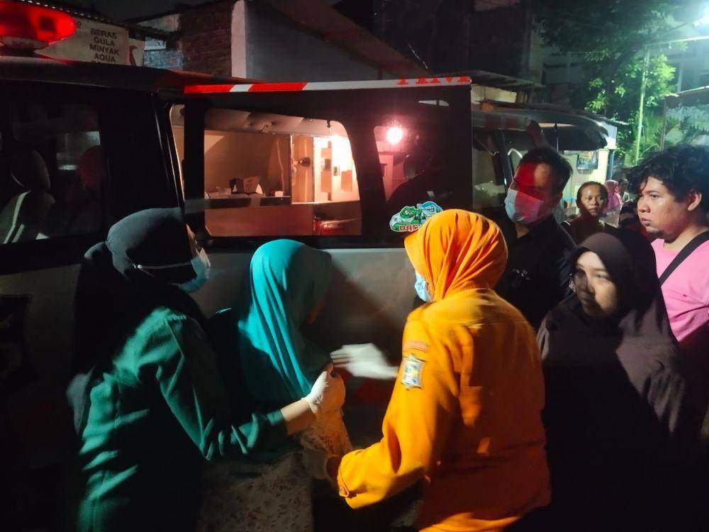 Ayahnya Ketiduran, Sang Anak Ditemukan Tak Bernyawa di Selokan
