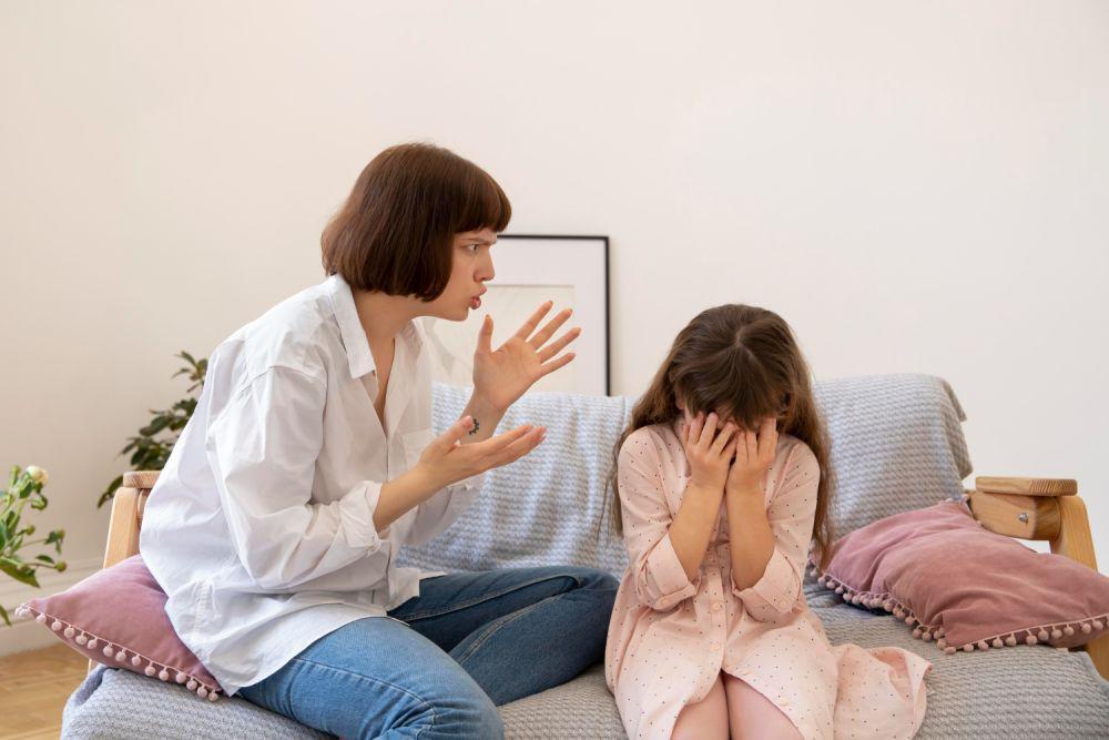 5 Tanda Ibumu Memiliki Sifat Narsistik, Demanding dan Manipulatif!