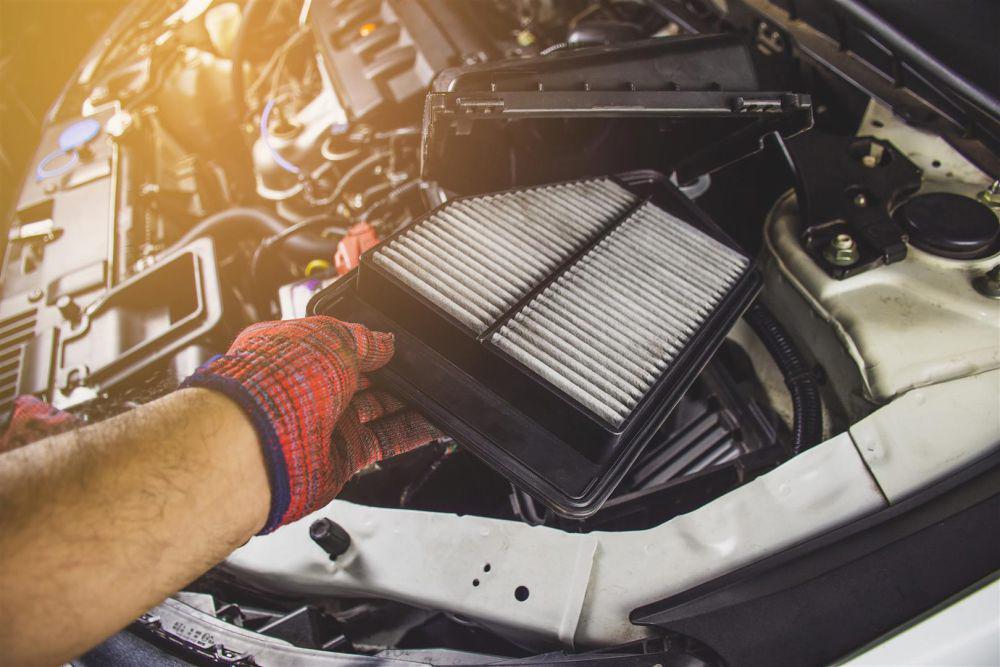 5 Tips Merawat Filter Udara Mobil, Jangan Sampai Mengganggu Performa!