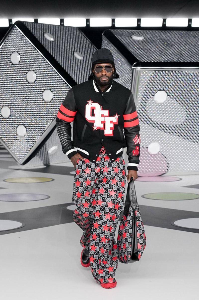 Off-White F/W '24 di Paris Fashion Week 2024 (dok. Off-White)