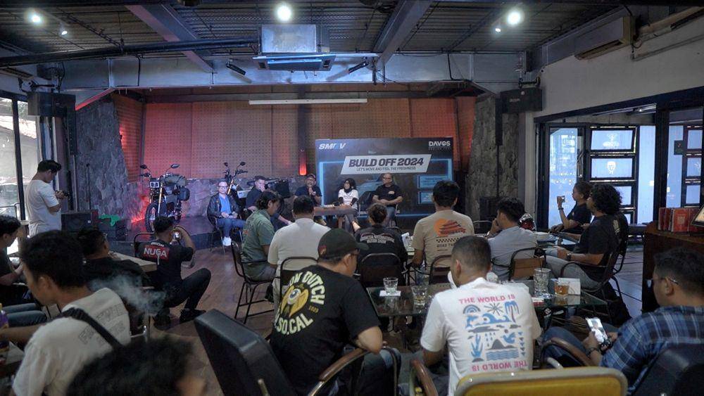 Sebagai upaya sosialisasi pengenalan motor listrik (SMEV)