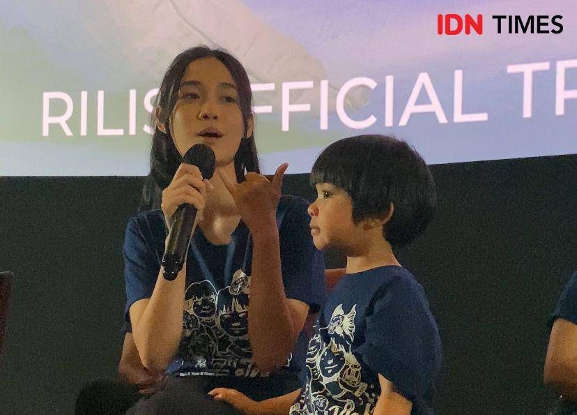potret Nurra Datau dalam presscon film Dua Hati Biru (IDN Times/Rani Asnurida)