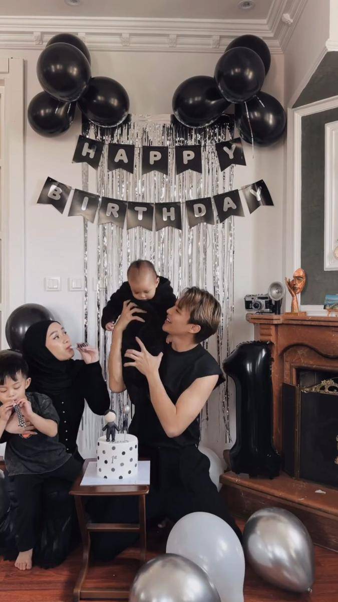potret ultah Kaba ke-1 (instagram.com/dindahw)