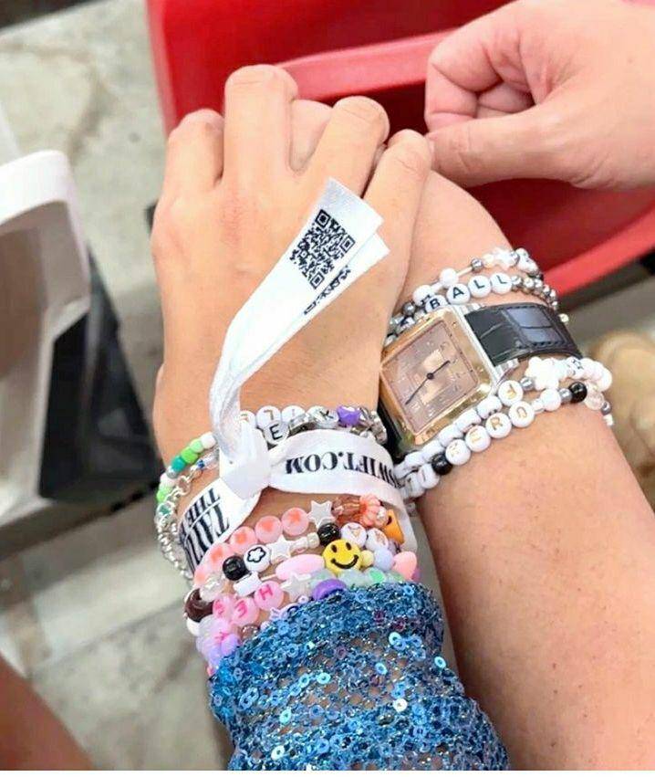 potret Tiffany Soetanto dan Chef Arnold nonton konser Taylor Swift (instagram.com/tiffanysoetanto)