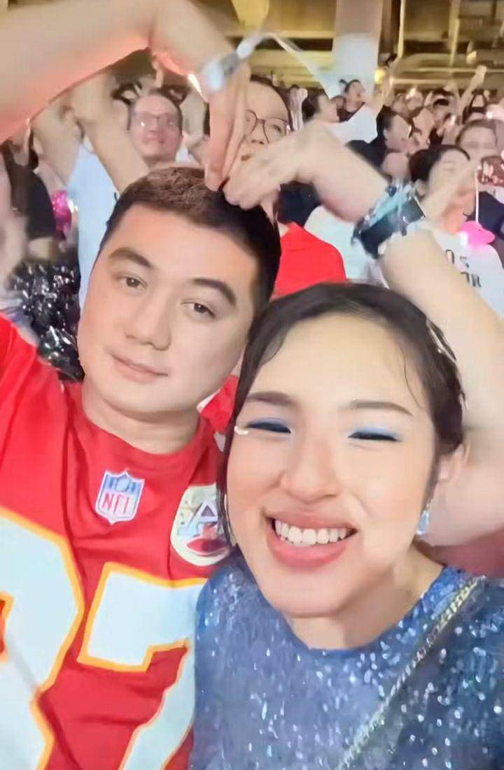 potret Tiffany Soetanto dan Chef Arnold nonton konser Taylor Swift (instagram.com/tiffanysoetanto)