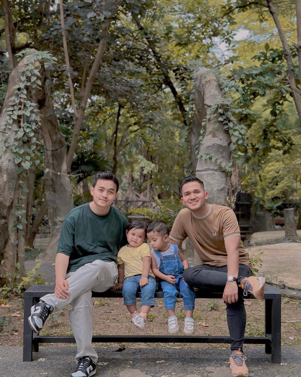 potret Kesha Ratuliu dan sahabat liburan di Faunaland (instagram.com/kesharatuliu05)