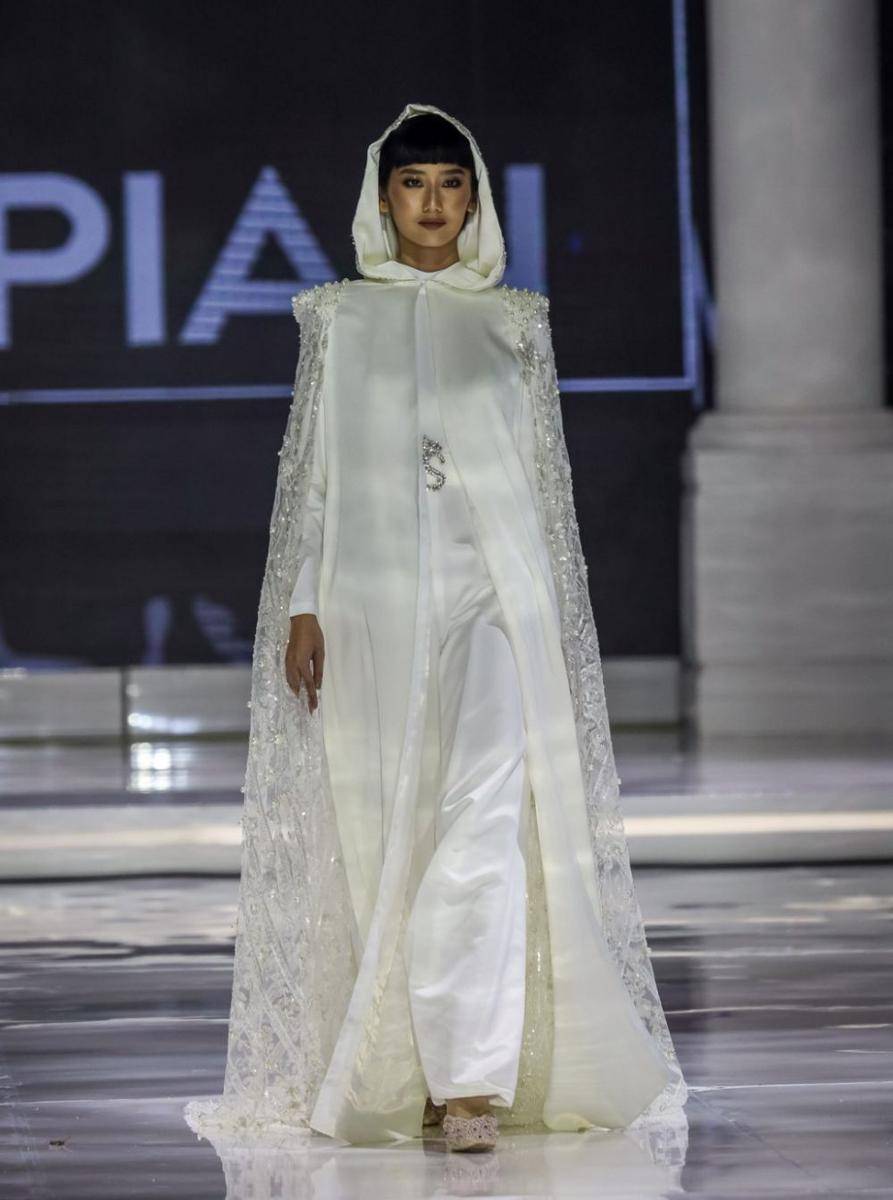 koleksi modest wear Shella Saukia (dok. Tim Muara Bagdja)