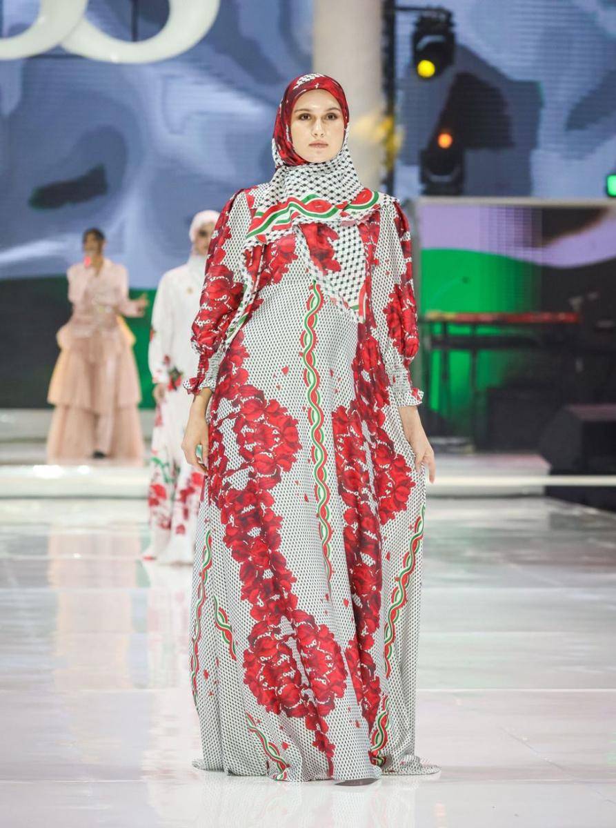 koleksi modest wear Shella Saukia (dok. Tim Muara Bagdja)