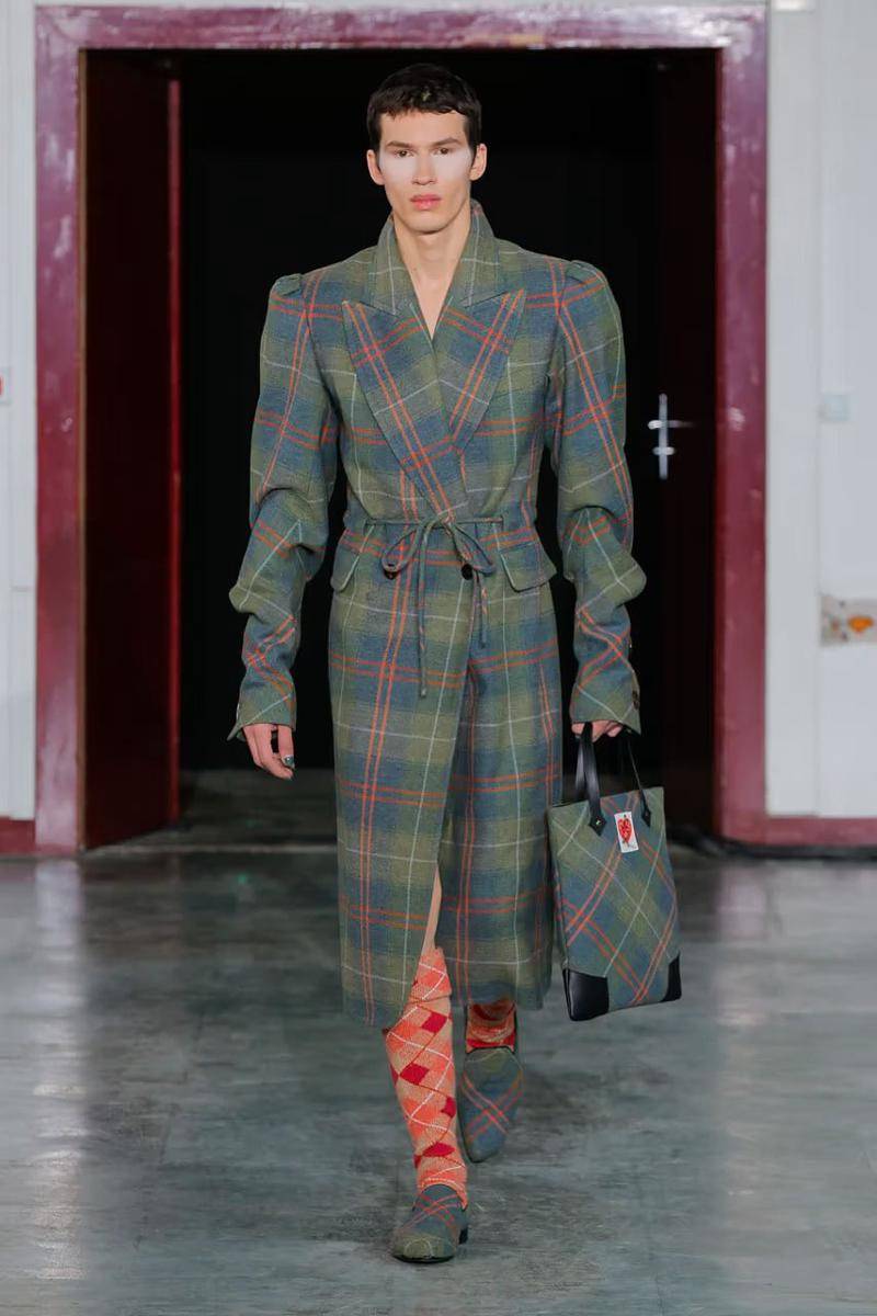 Vivienne Westwood A/W '24 di Paris Fashion Week 2024 (dok. Vivienne Westwood)