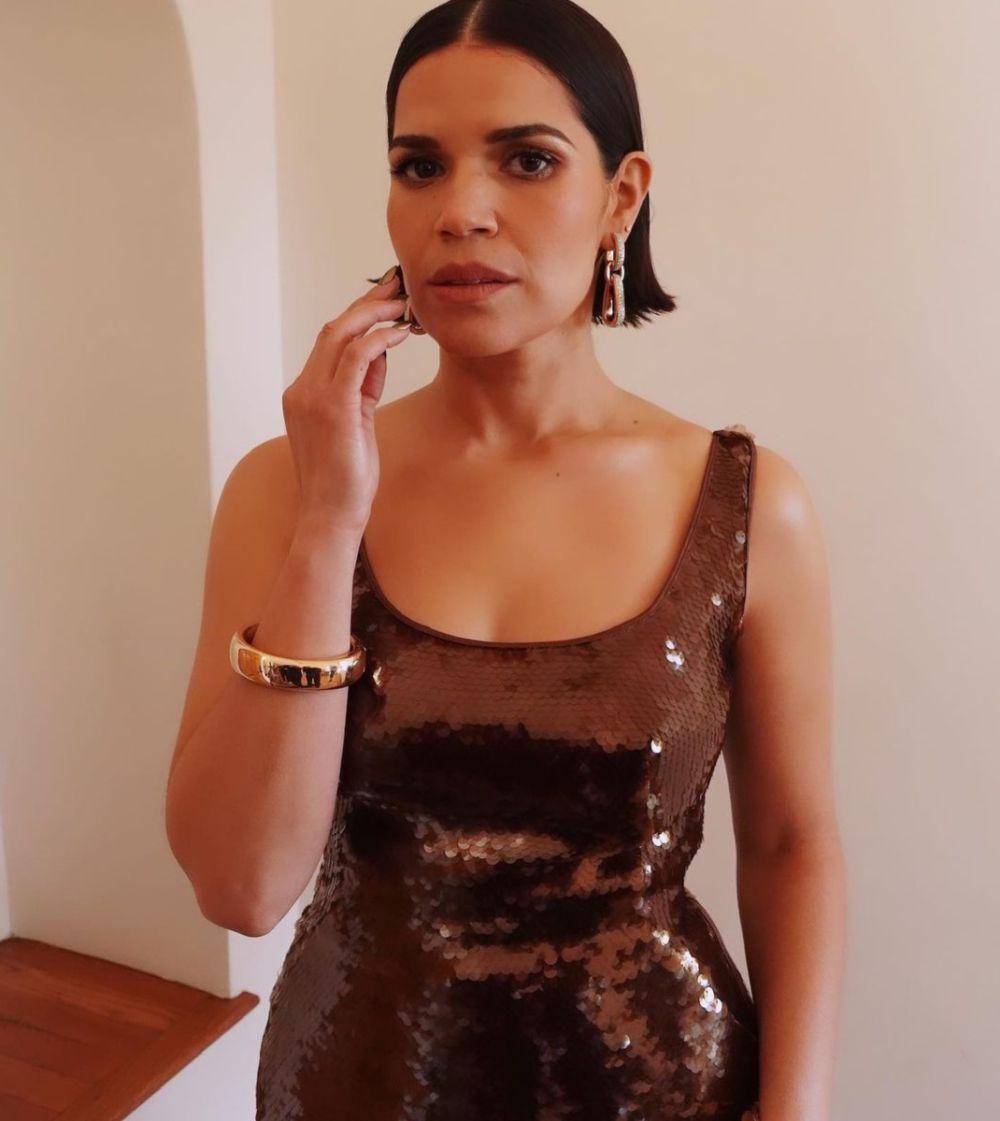 America Ferrera (instagram.com/americaferrera)