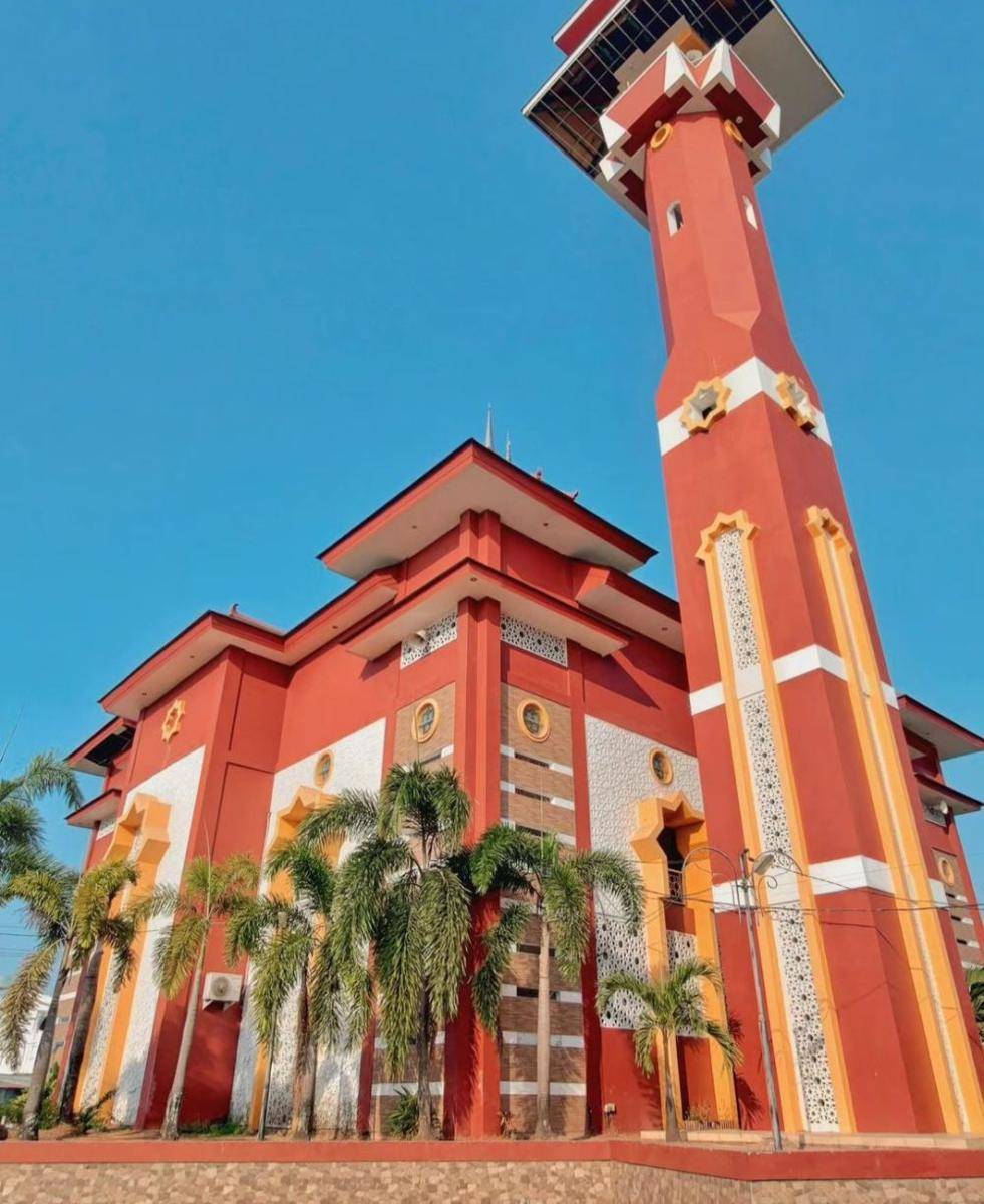 masjid Cheng Ho Makassar (instagram.com/sptwn_bd)