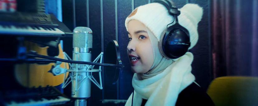 lirik lagu “Who I Am” - Putri’s Version (youtube.com/Putri Ariani)