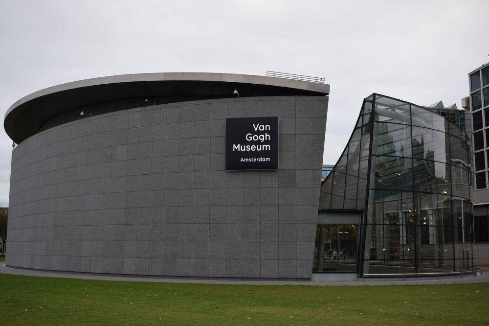 Museum Van Gogh (instagram.com/emoro)