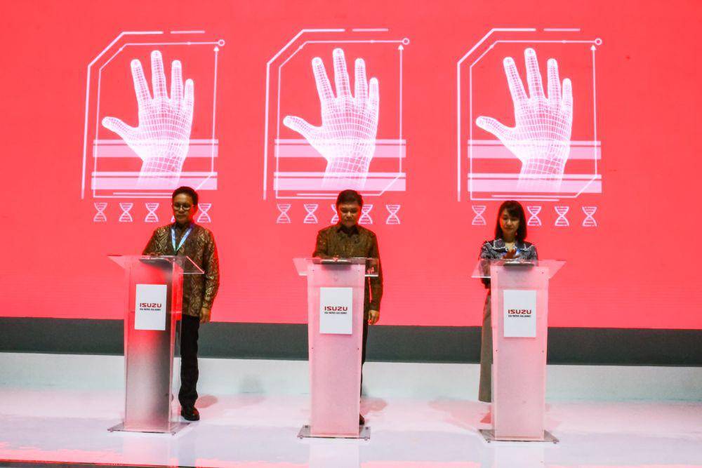 Isuzu adakan acara talkshow di GIICOMVEC 2024 (IAMI)