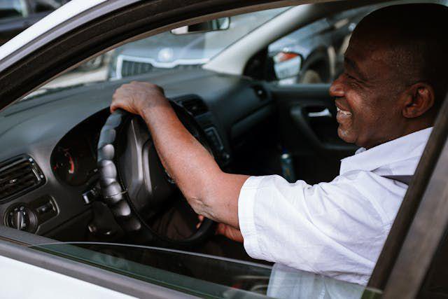 5 Cara Mematikan Alarm Mobil yang Bunyi Terus, Jangan Panik!