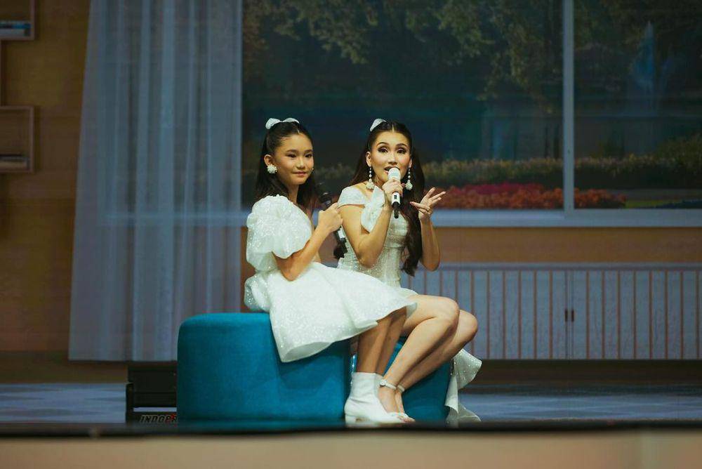 potret Ayu Ting-Ting dan Bilqis di HUT ANTV (instagram.com/ayutingting92)