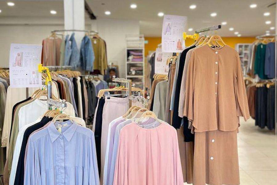 koleksi kerudung di Elita (instagram.com/elitakerudung)