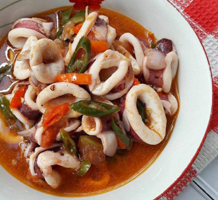 cumi asam pedas (instagram.com/putru.a.kusuma)