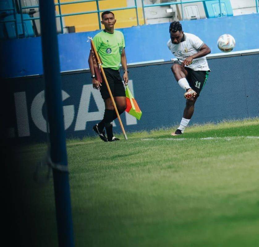 PSS Sleman merasakan kekecewaan lagi, kali ini kalah melawan PSM Makassar dengan skor 1-2 di Stadion Batakan, Balikpapan, Jumat (8/3/2024). (Instgram/pssleman)
