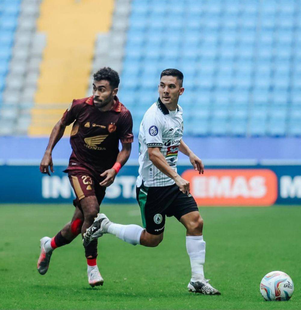 PSS Sleman merasakan kekecewaan lagi, kali ini kalah melawan PSM Makassar dengan skor 1-2 di Stadion Batakan, Balikpapan, Jumat (8/3/2024). (Instgram/pssleman)