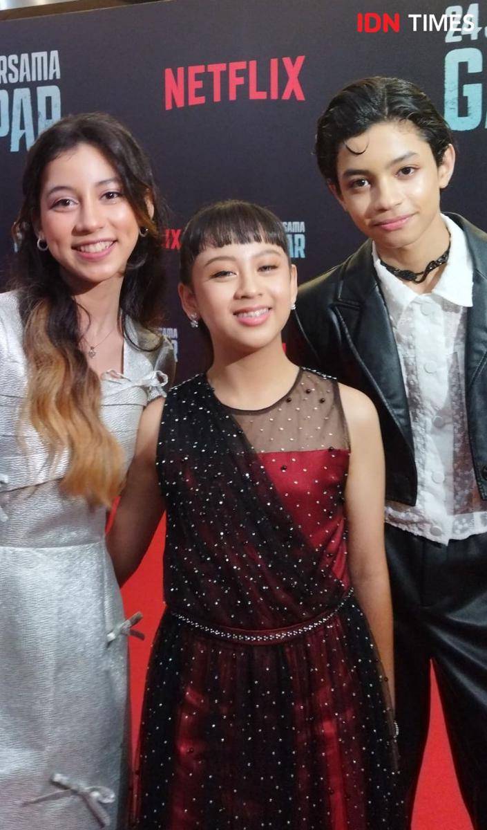 Ali Fikry, Shofia Shireen, dan Alleyra Fakhira di red carpet 24 Jam Bersama Gaspar (IDN Times/Juan Dwi)