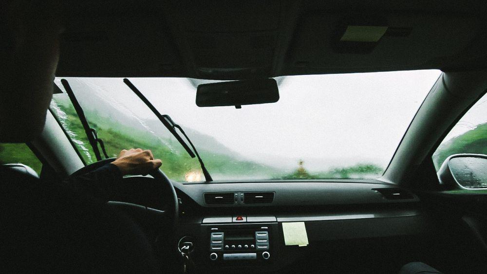 5 Tips Memilih dan Merawat Wiper Mobil dengan Baik, Jangan Asal-Asalan