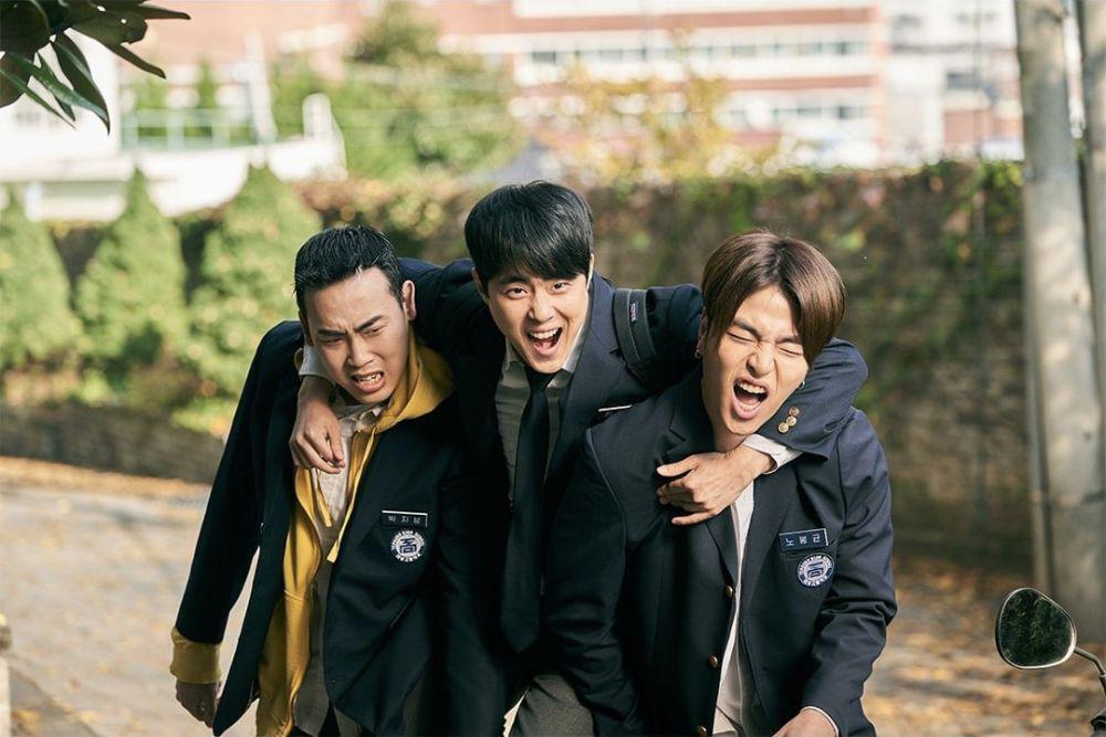 7 Cuplikan Film Again 1997, Debut June iKON di Layar Lebar!