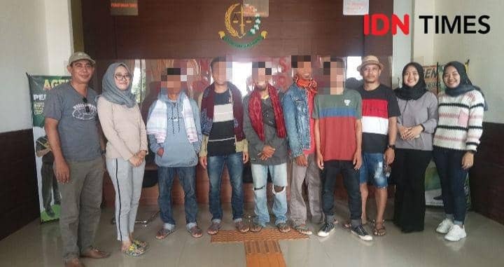 Lima Buronan Pembakar Logistik Pemilu di Bima Serahkan Diri