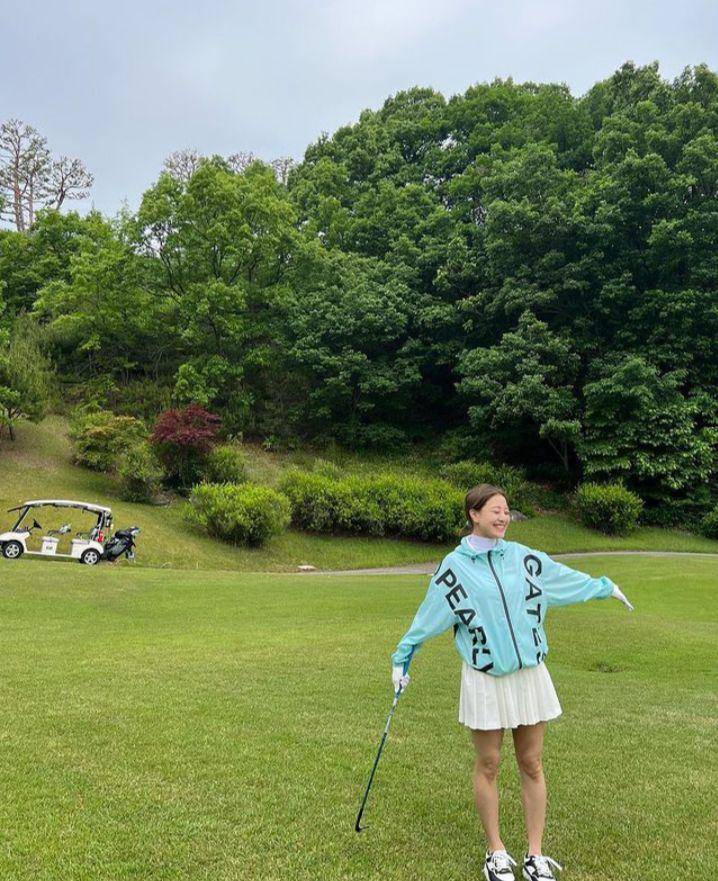 Jihyo TWICE (instagram.com/_zyozyo)