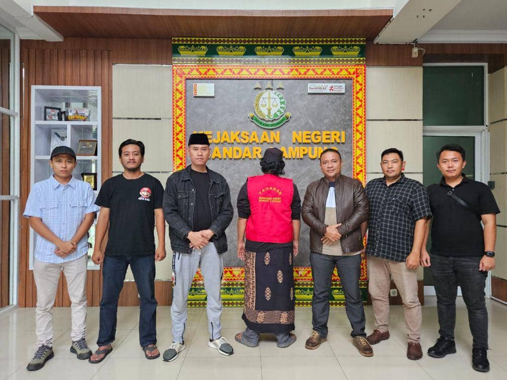 Penangkapan dan penjemputan terpidana korupsi Alex Jayadi. (Dok. Kejari Bandar Lampung).