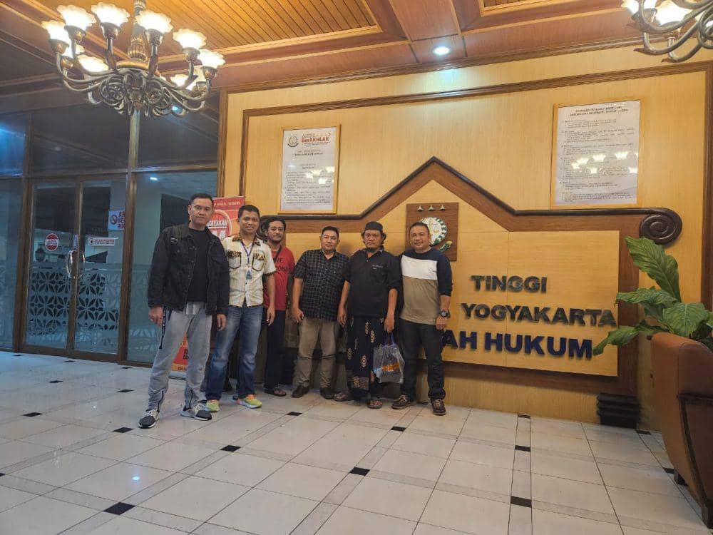 Penangkapan dan penjemputan terpidana korupsi Alex Jayadi. (Dok. Kejari Bandar Lampung).
