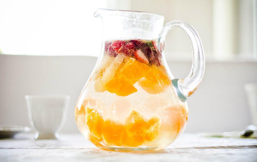 Resep Es Buah Susu Kelapa yang Segar Diminum saat Buka Puasa