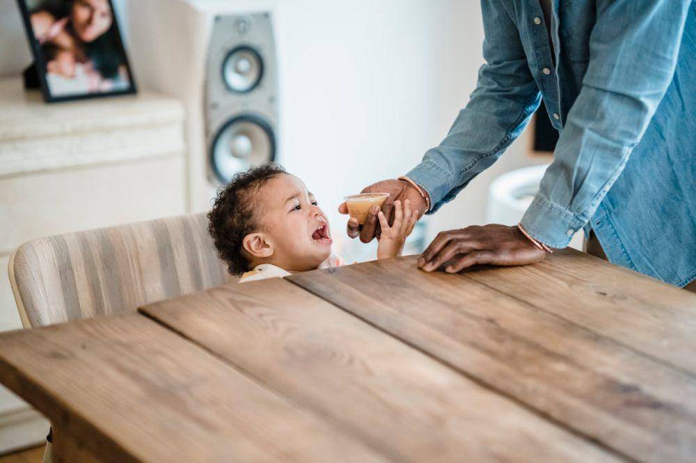 Menenangkan anak tantrum di tempat umum (Pexels.com/George Pak)