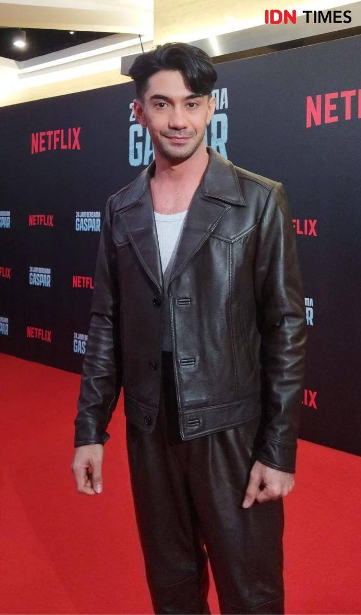 Reza Rahadian di red carpet 24 Jam Bersama Gaspar (IDN Times/Juan Dwi)