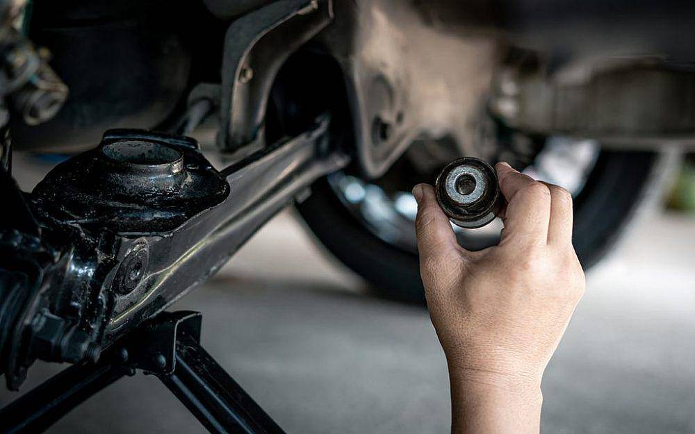 potret bushing dan mounting (dubizzle.com)