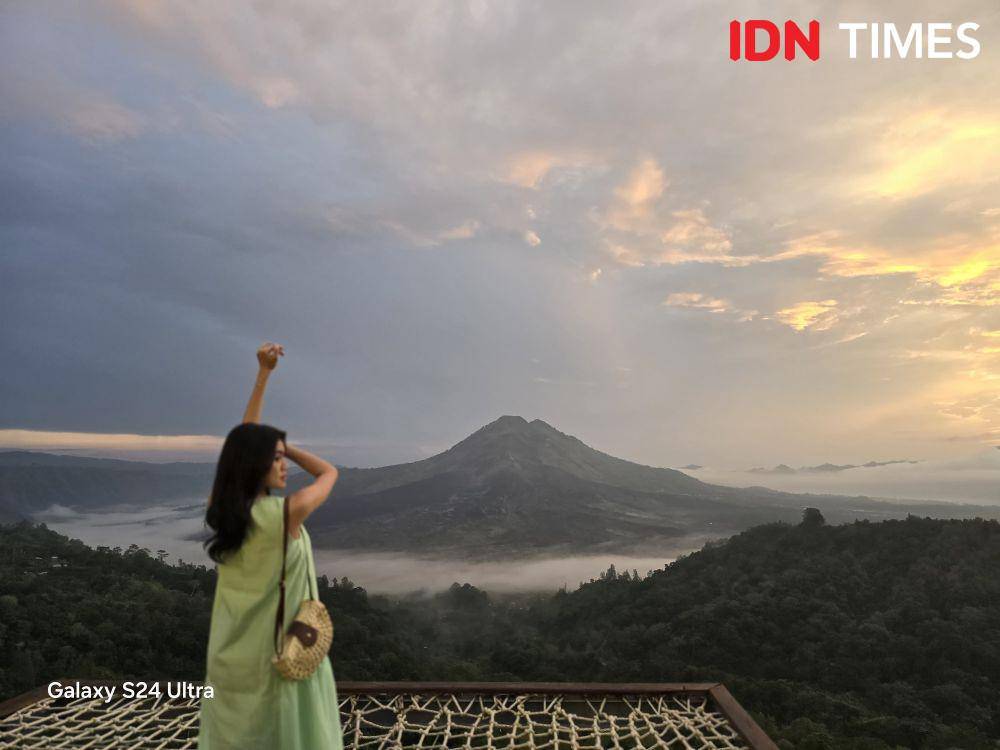 Ilustrasi mengambil gambar pemandangan dengan Samsung Galaxy S24 Ultra (IDN Times/Misrohatun)