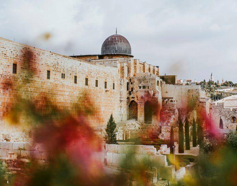 gambar Masjid Al-Aqsa di Palestina (unsplash.com/Cole Keister)