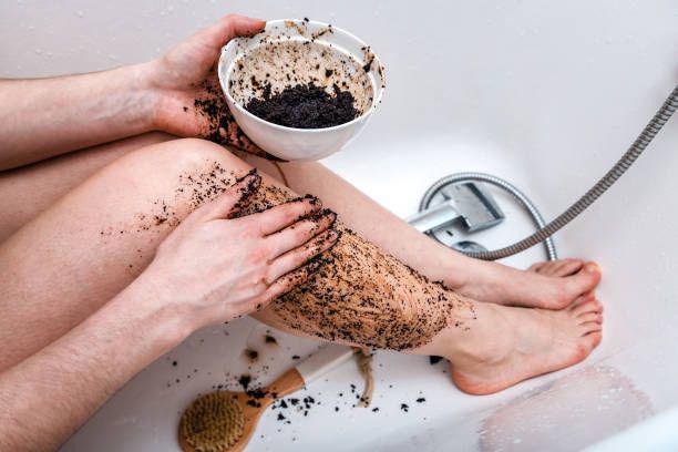 8 Rekomendasi Scrub Terbaik untuk Kulit Lebih Cerah 2024