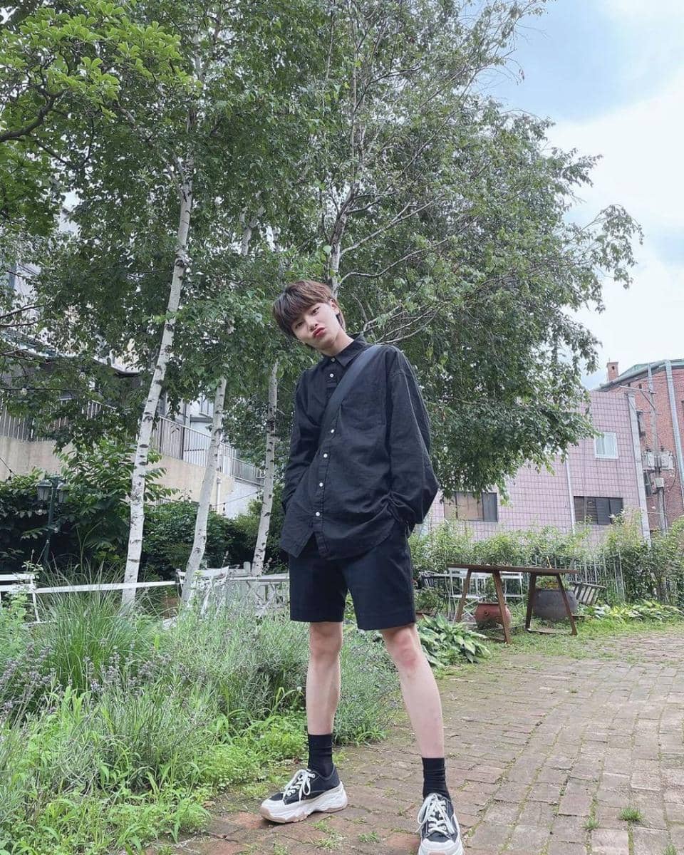 OOTD pakai kemeja ala I.N Stray Kids (instagram.com/realstraykids)