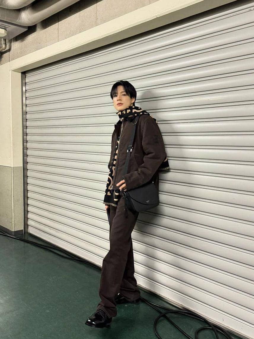 potret Jeno NCT (instagram.com/leejen_o_423)