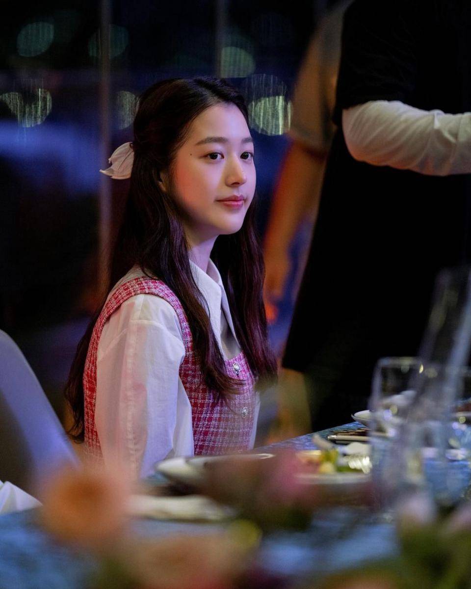 Jang Da Ah sebagai Baek Ha Rin di drama Pyramid Game (instagram.com/kkbyss)