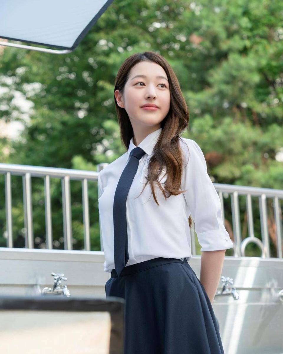 Jang Da Ah sebagai Baek Ha Rin di drama Pyramid Game (instagram.com/kkbyss)