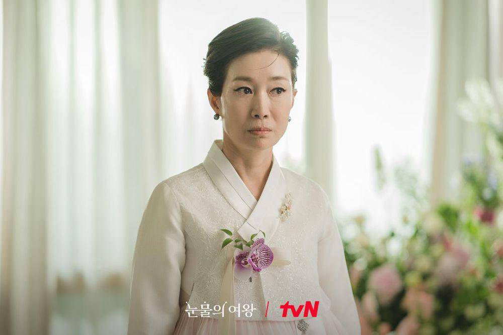 Cuplikan drama Queen of Tears (dok. tvN/Queen of Tears)