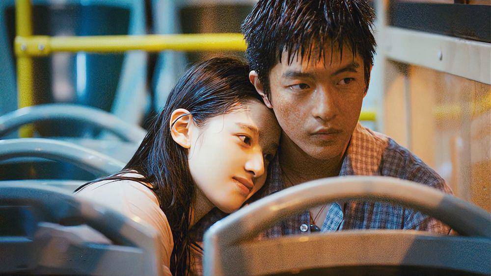 Cuplikan film Love Will Tear Us Apart (2021) (dok. Viki/Love Will Tear Us Apart)