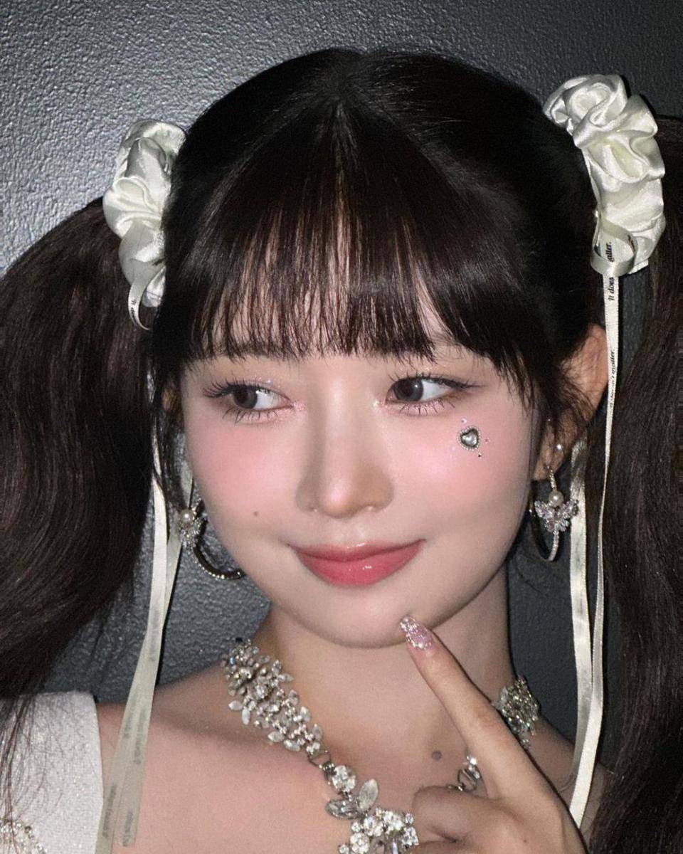 Rei IVE (instagram.com/ivestarship)