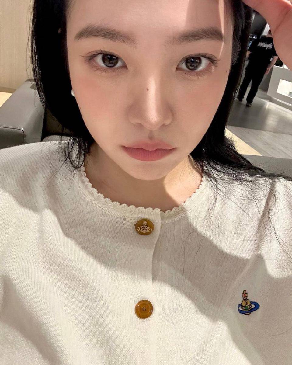 Yeri Red Velvet (instagram.com/yerimiese)