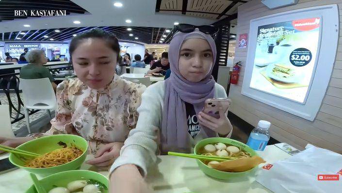 potret Ben Kasyafani antar Sienna nonton Taylor Swift di Singapura (youtube.com/Ben Kasyafani)