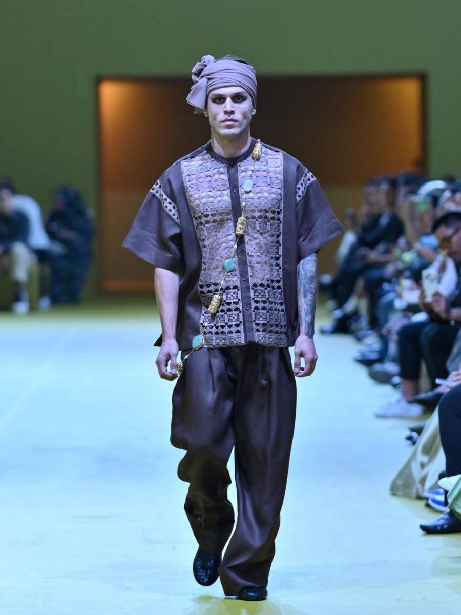 Koleksi baju Lebaran cowok dari Ivan Gunawan (dok. Ivan Gunawan)
