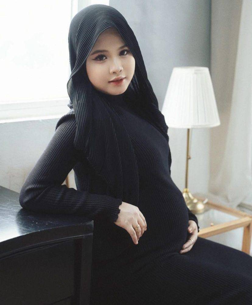 maternity shoot Vidhia jelang lahiran anak pertama (Instagram.com/vidhia_16)