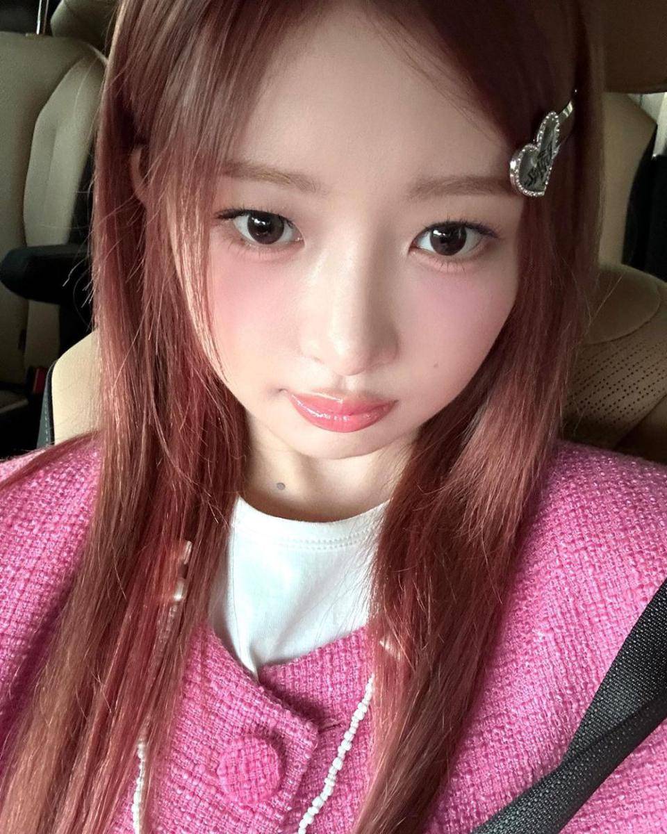 Rei IVE (instagram.com/ivestarship)